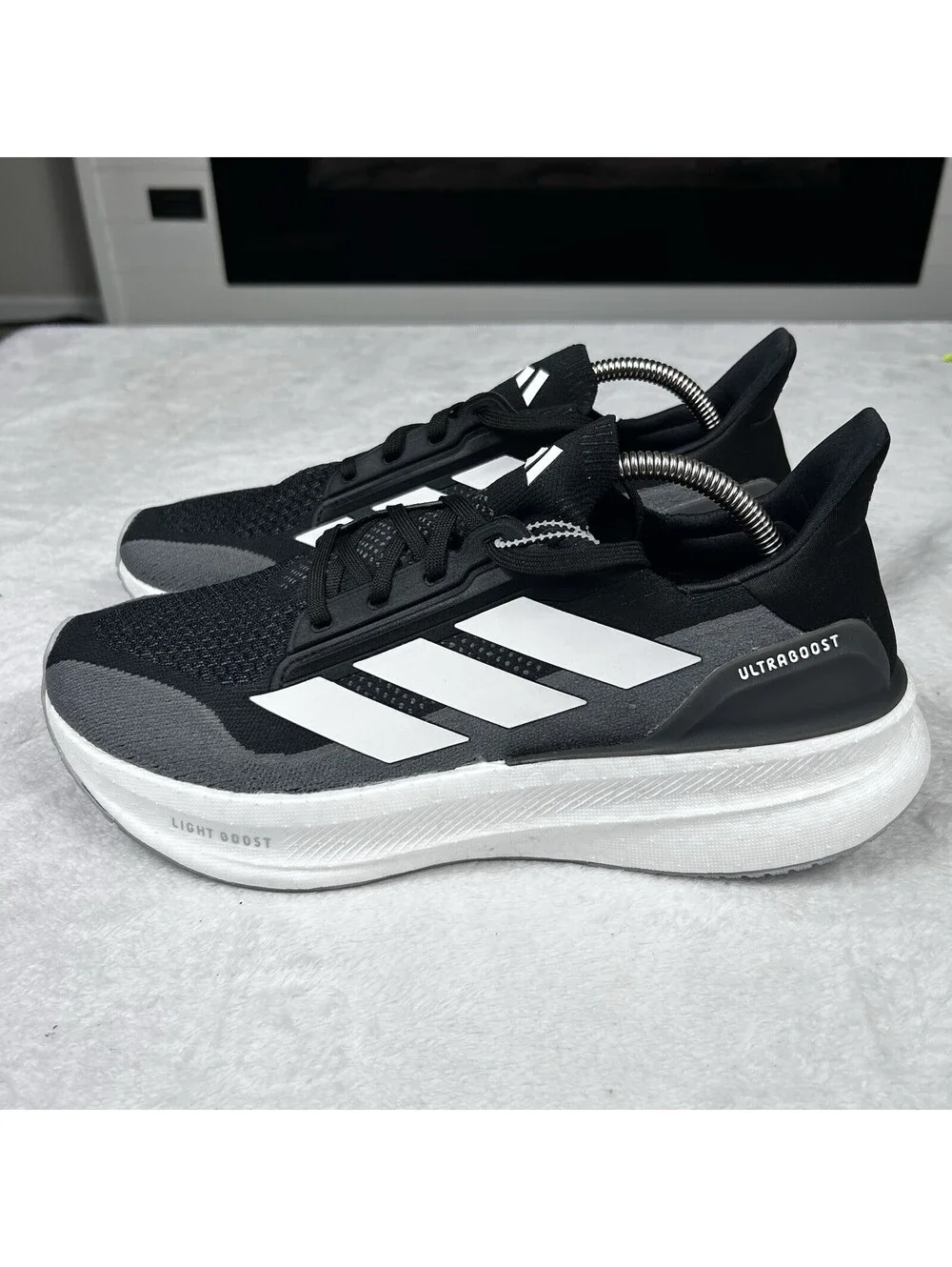 Adidas Ultraboost 5X Shoes Mens Size 10 Black White Performance Running Sneakers